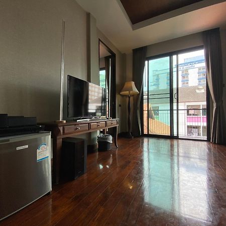 Yotaka Bangkok Hotel Exteriör bild