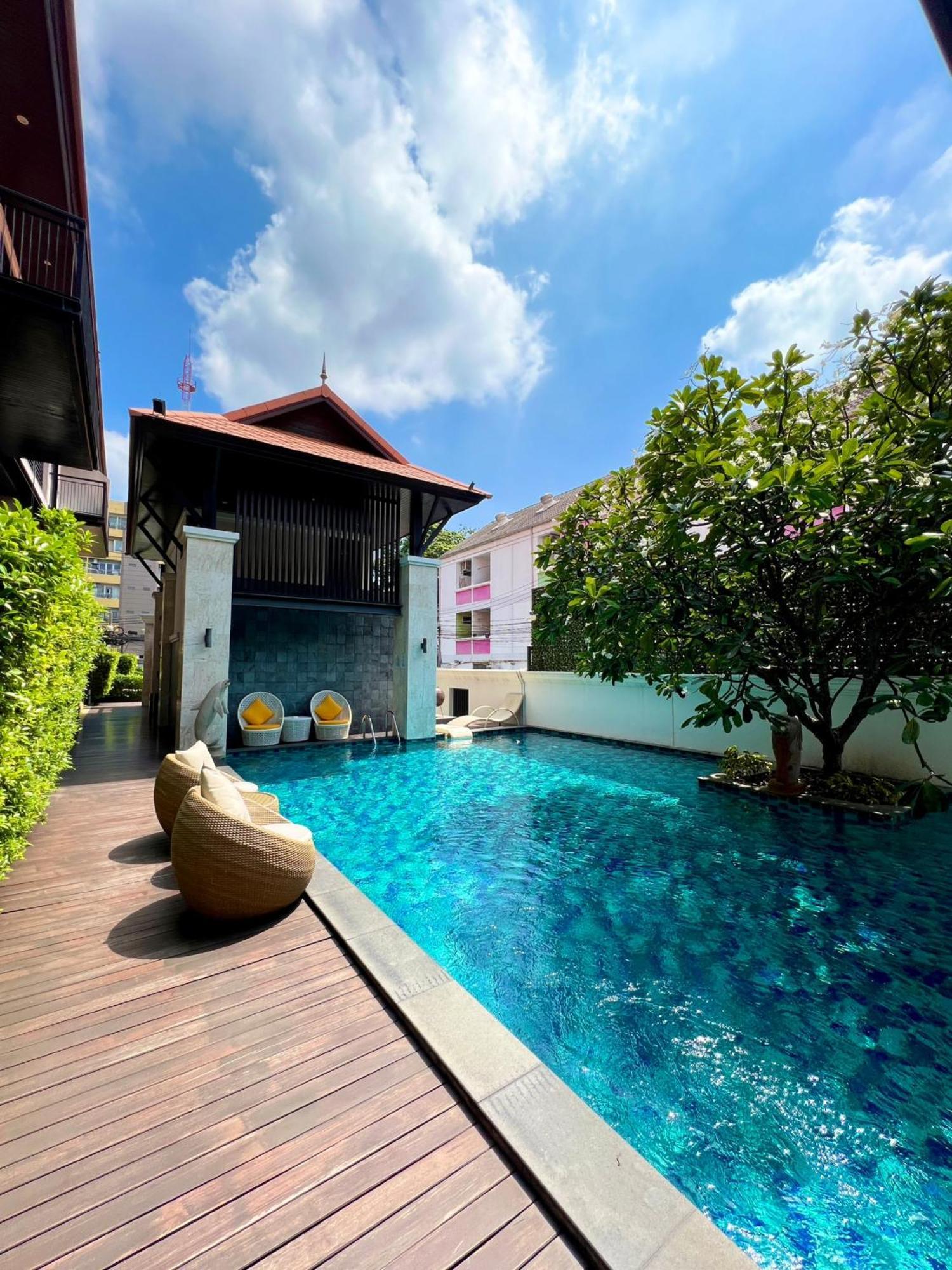 Yotaka Bangkok Hotel Exteriör bild